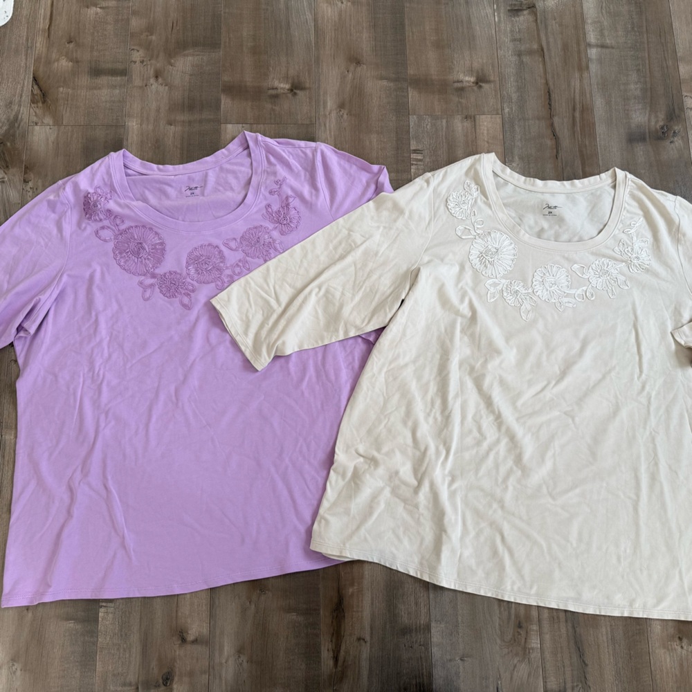TWO Motto 3/4‎ Sleeve Shirts 3D Floral Detail Women 2XL Purple Beige